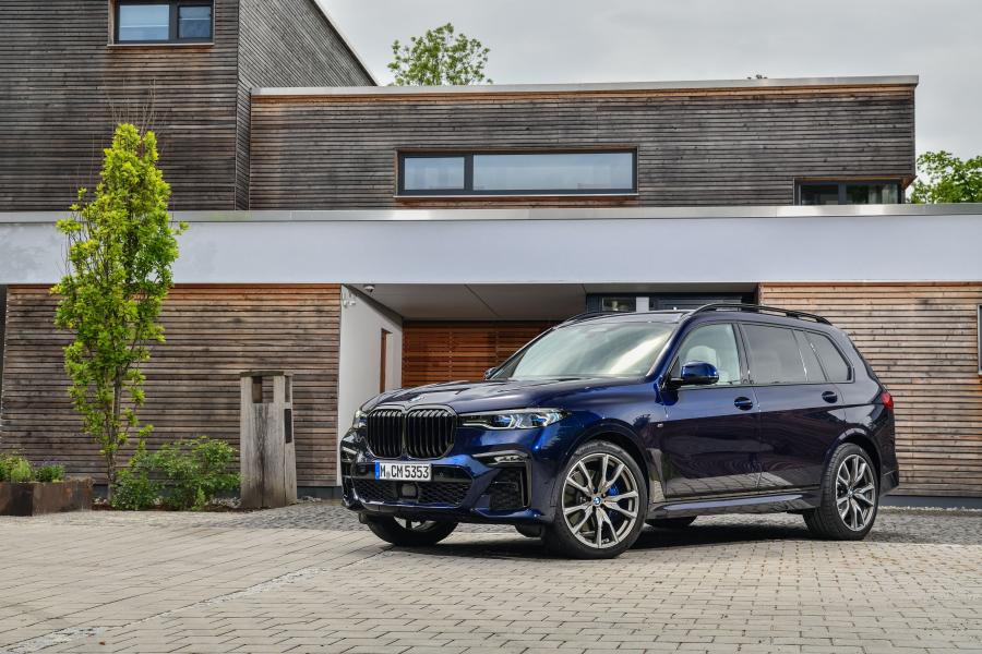  BMW X7 M50i (G07) 2019 года  (WW) (фото 7 из 36)